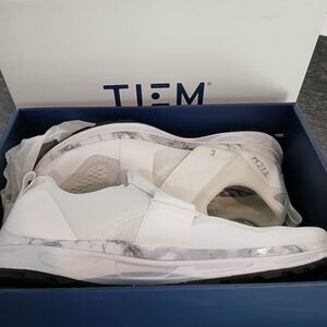 TIEM Slipstream white marble women's cycling shoes size 10.5.